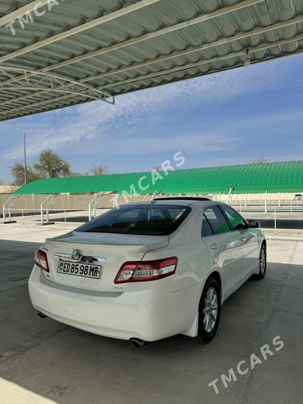 Toyota Camry 2011 - 250 000 TMT - Байрамали - img 6