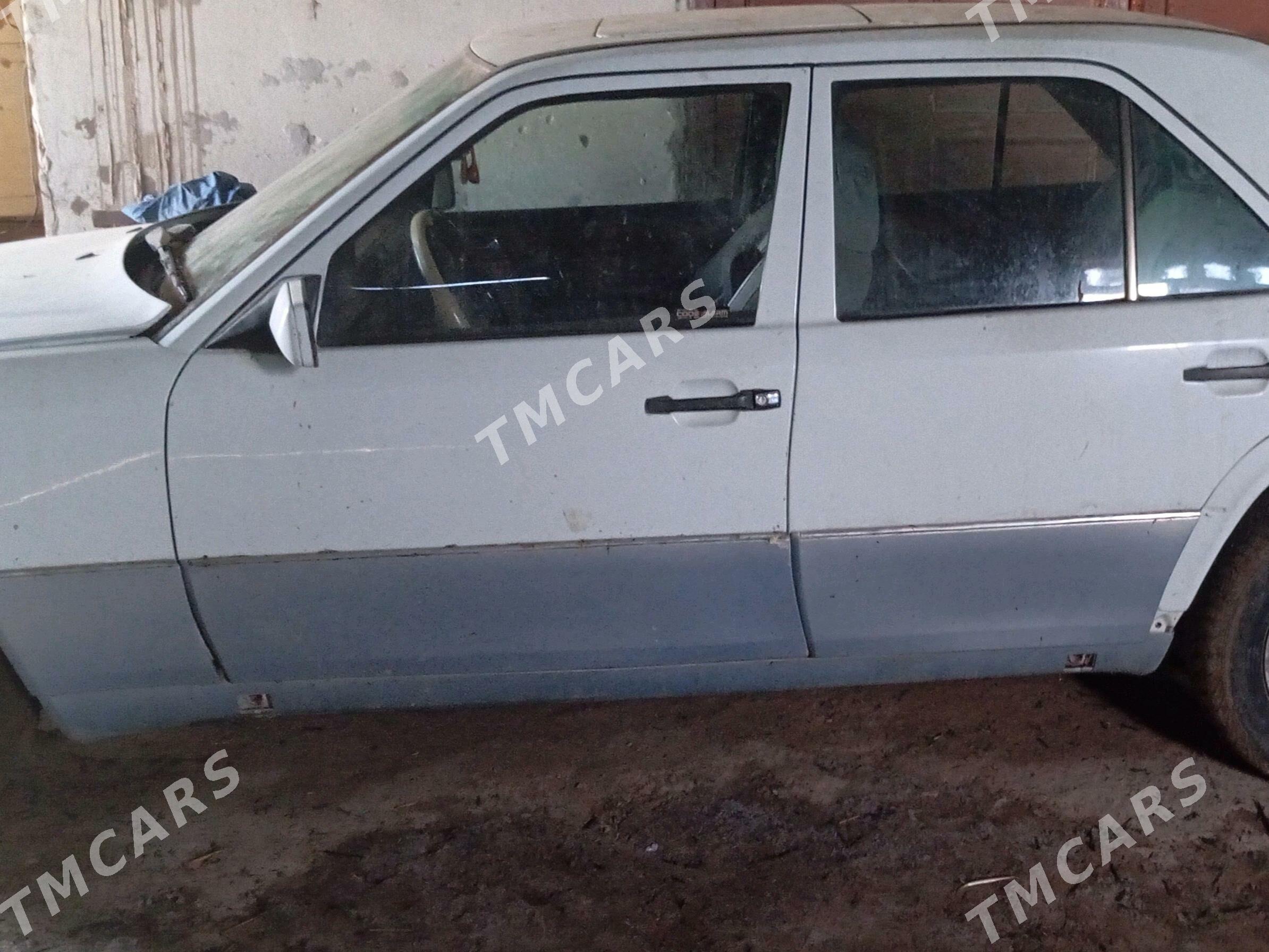 Mercedes-Benz 230E 1990 - 20 000 TMT - Köneürgenç - img 4
