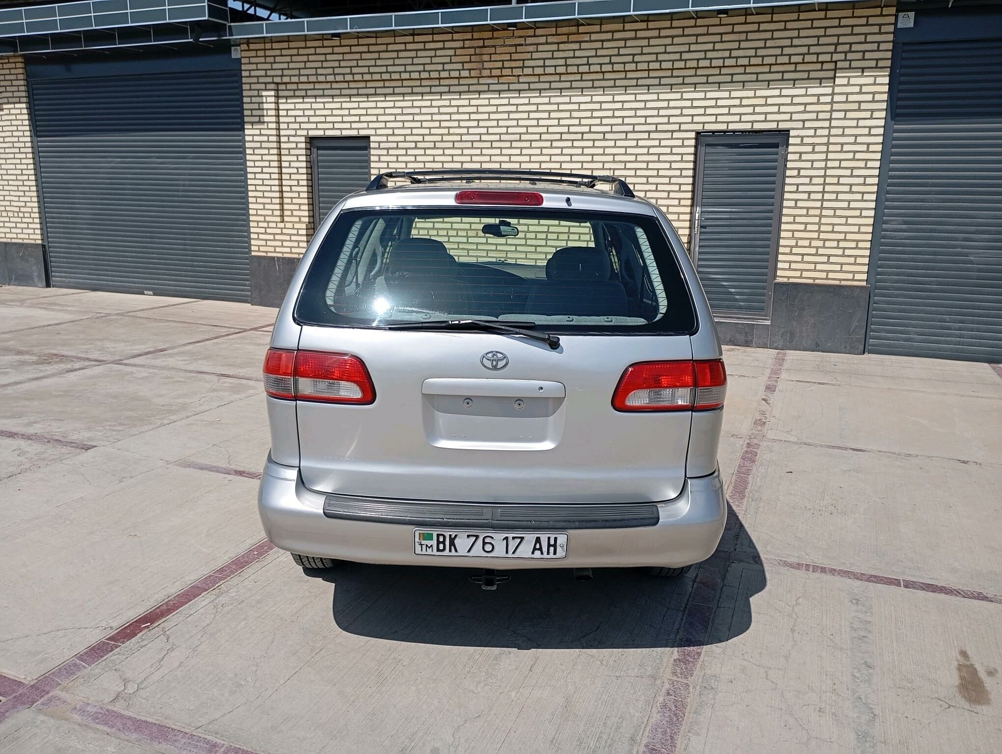 Toyota Sienna 2002 - 170 000 TMT - Sarahs - img 7