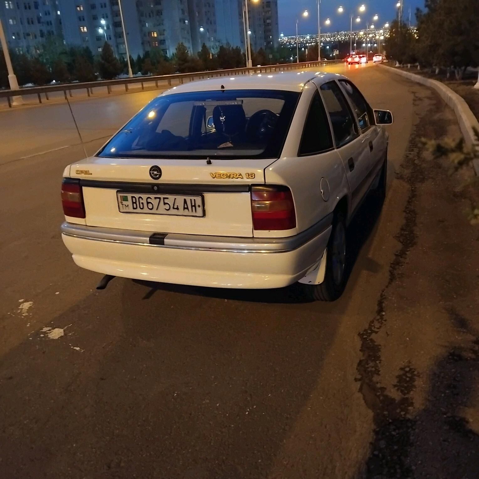 Opel Vectra 1992 - 37 000 TMT - 30 мкр - img 9