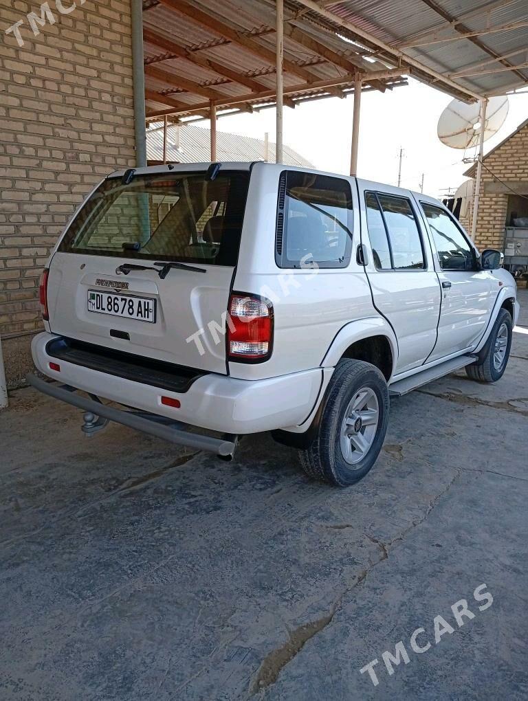 Nissan Pathfinder 2002 - 125 000 TMT - Babadaýhan - img 1