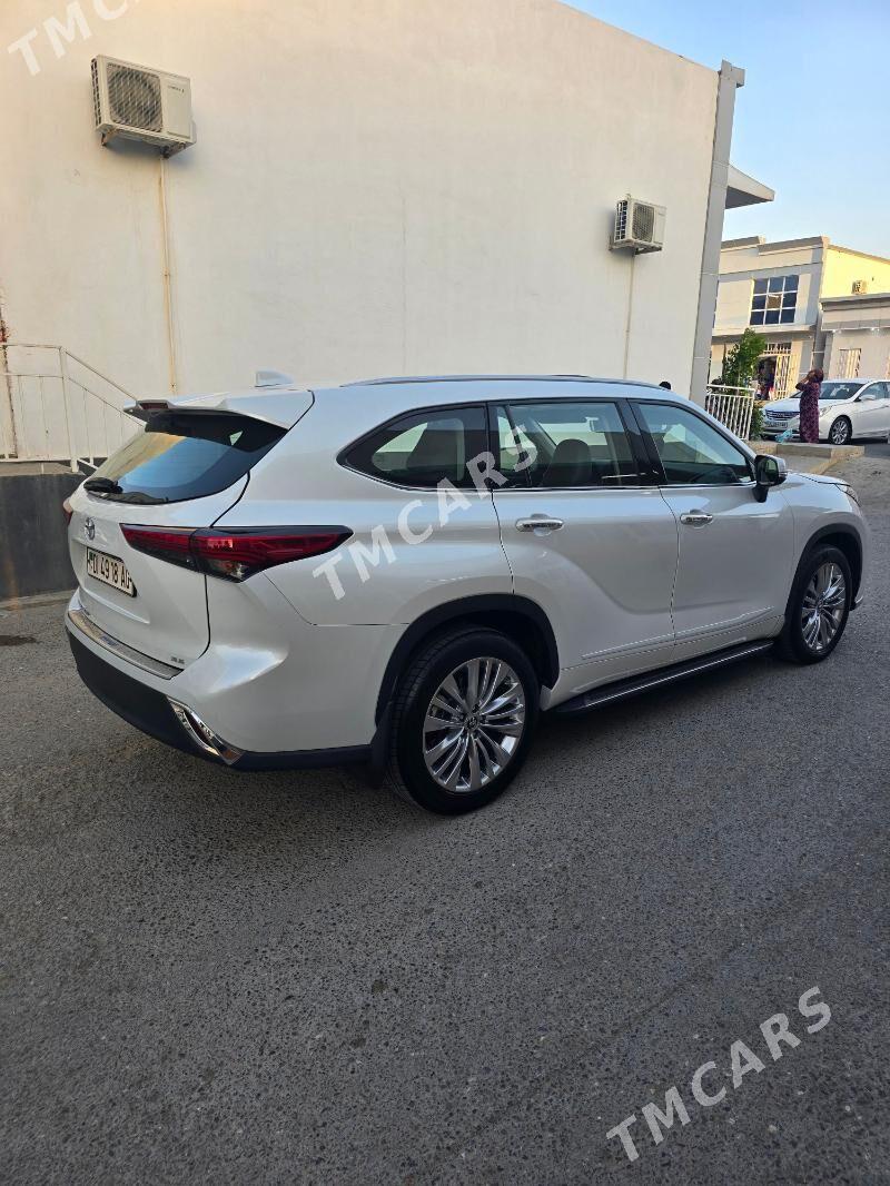 Toyota Highlander 2022 - 588 000 TMT - Бузмеин ГРЭС - img 2