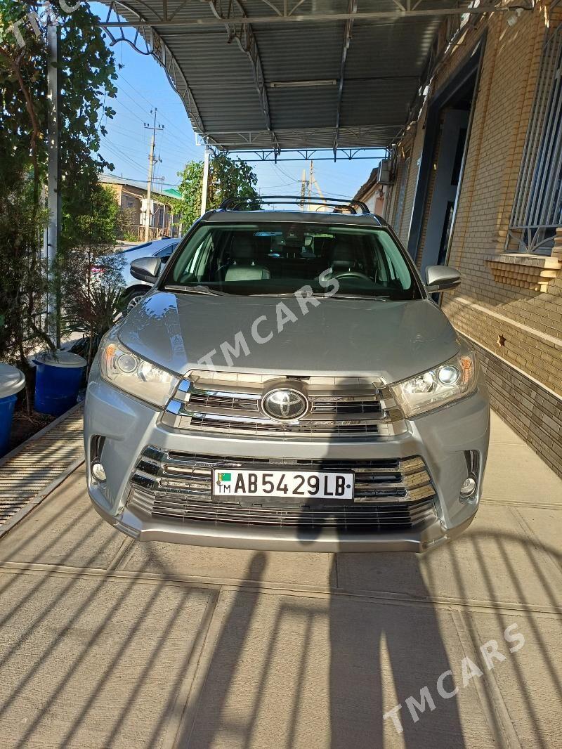 Toyota Highlander 2019 - 480 000 TMT - Туркменабат - img 2
