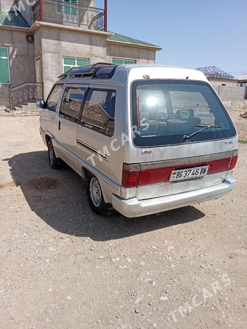 Toyota Town Ace 1990 - 23 000 TMT - Балканабат - img 4