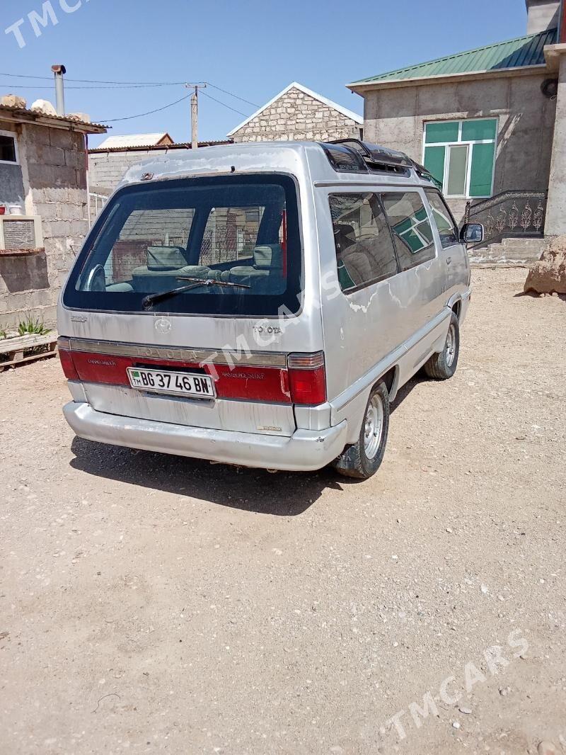 Toyota Town Ace 1990 - 23 000 TMT - Балканабат - img 2