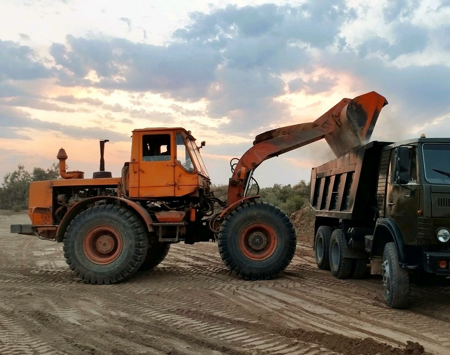 MTZ 82 1993 - 150 000 TMT - етр. Туркменбаши - img 5