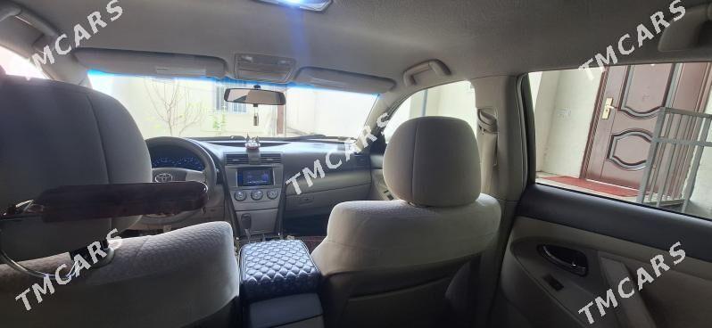 Toyota Camry 2011 - 180 000 TMT - Теджен - img 3