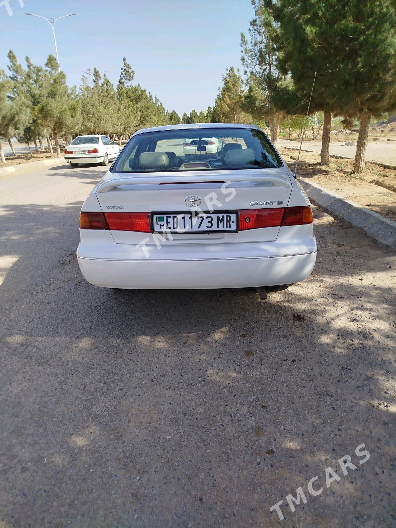 Toyota Camry 1999 - 135 000 TMT - Мары - img 2
