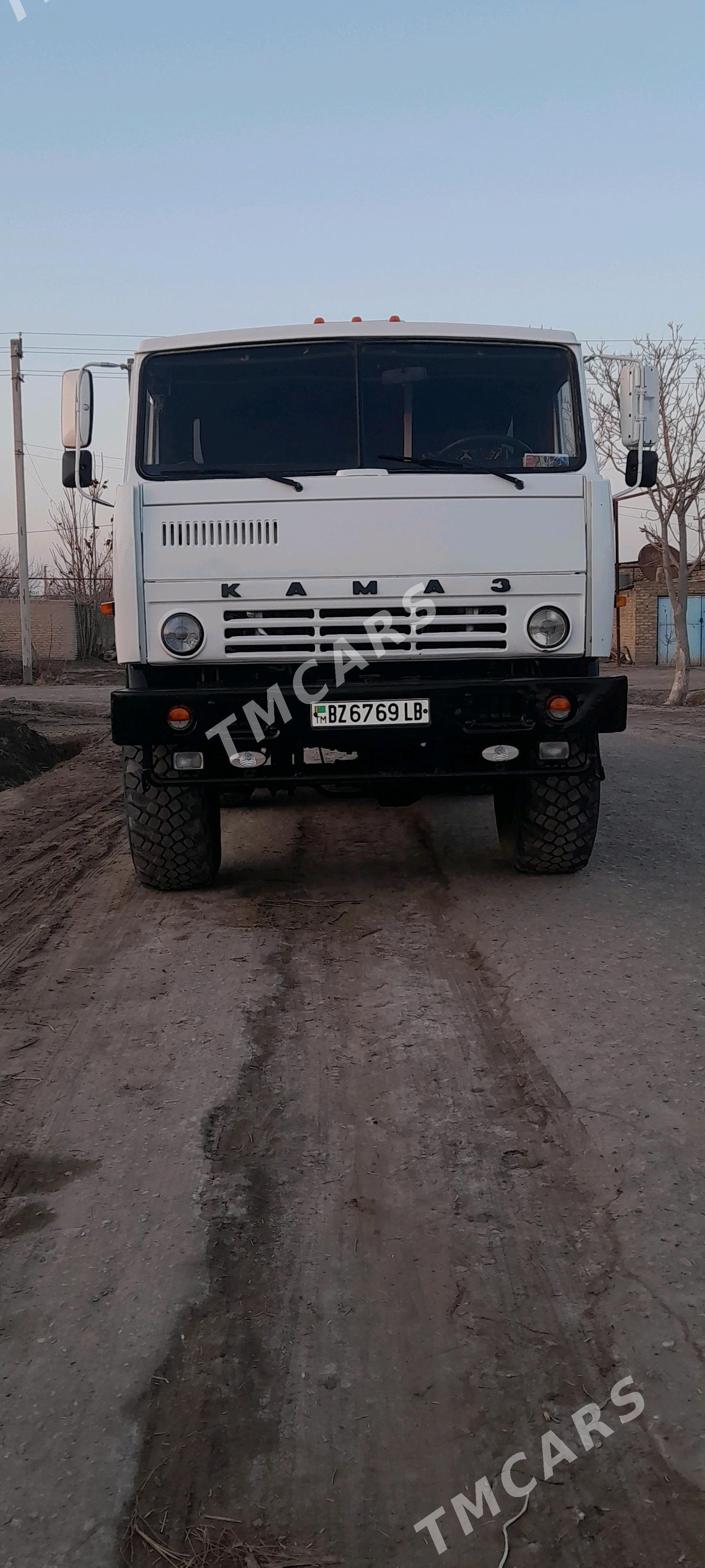 Kamaz 6520 1995 - 200 000 TMT - Саят - img 4