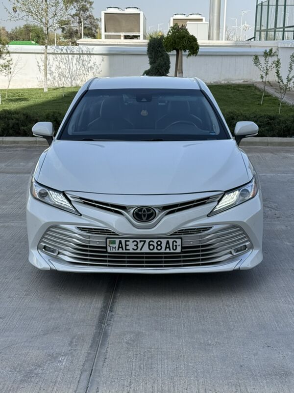 Toyota Camry 2018 - 310 000 TMT - Ашхабад - img 2