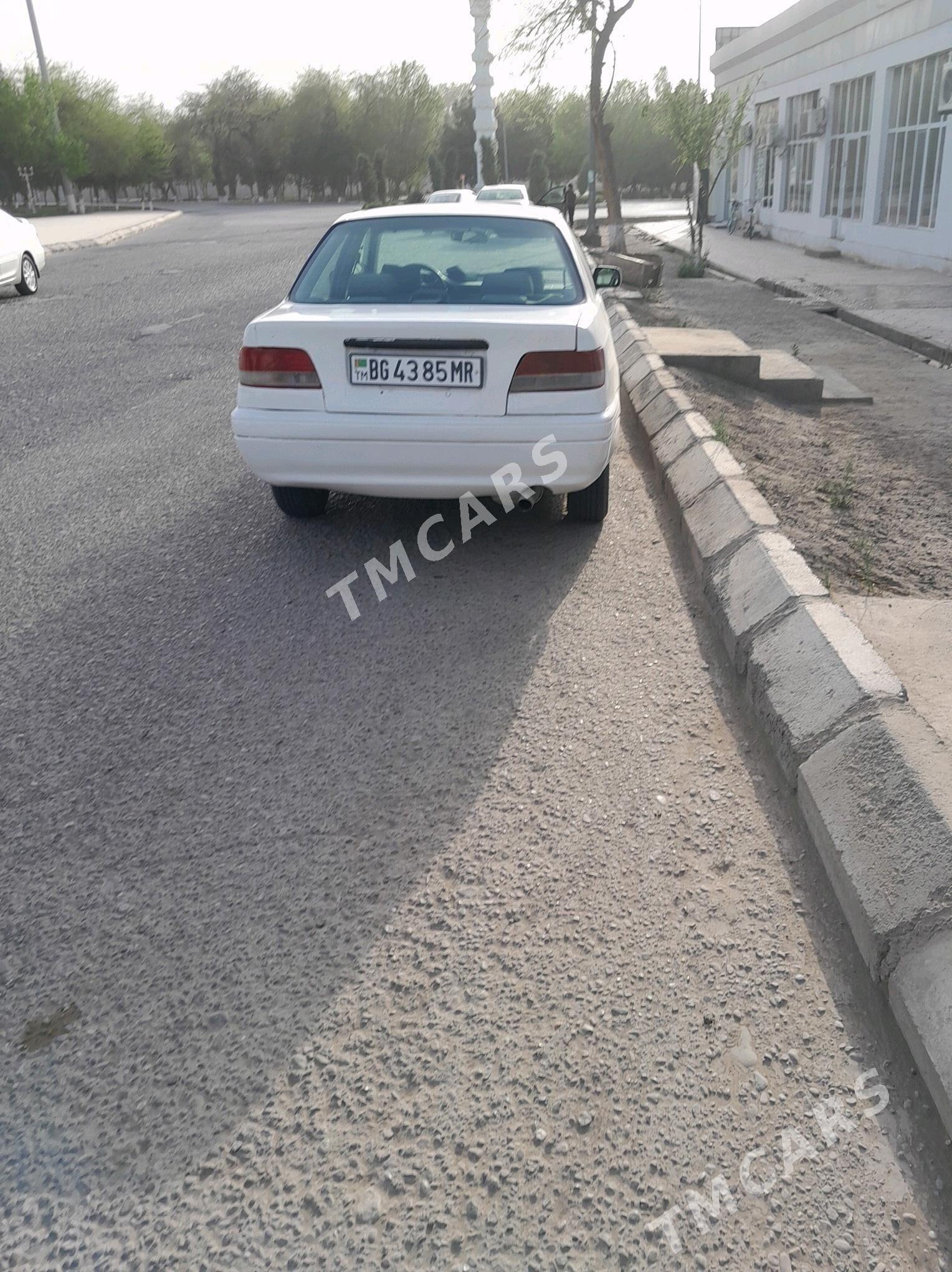 Toyota Carina 1997 - 50 000 TMT - Байрамали - img 3