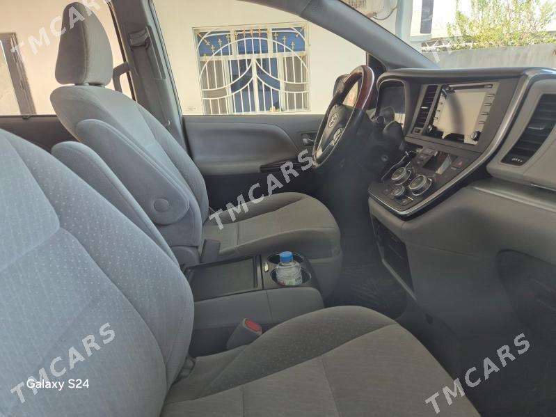 Toyota Sienna 2019 - 345 000 TMT - Gökdepe - img 5
