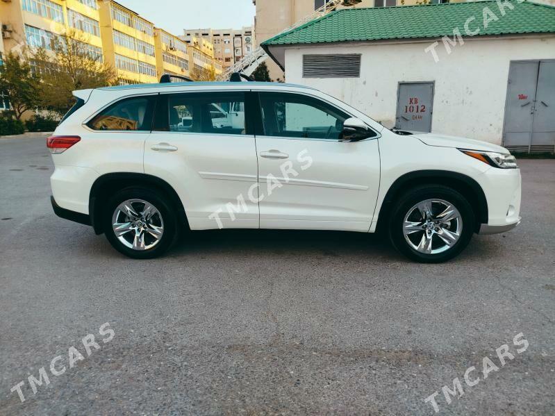 Toyota Highlander 2017 - 480 000 TMT - Ашхабад - img 9