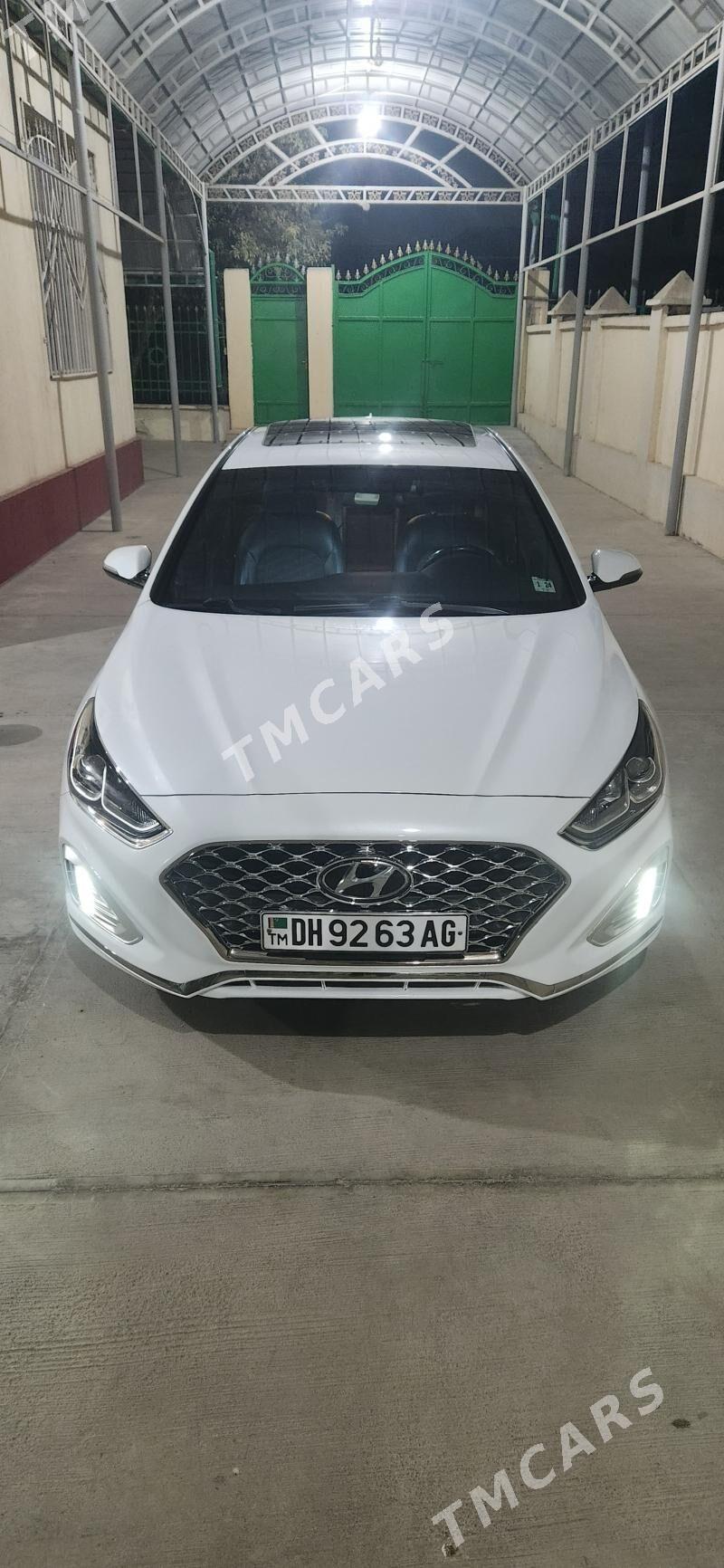 Hyundai Sonata 2018 - 250 000 TMT - Büzmeýin - img 6