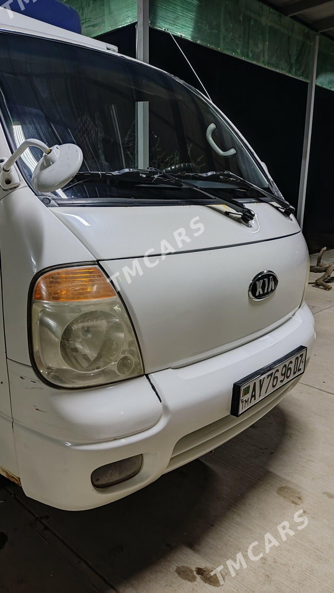 Kia Bongo 2006 - 170 000 TMT - Akdepe - img 6