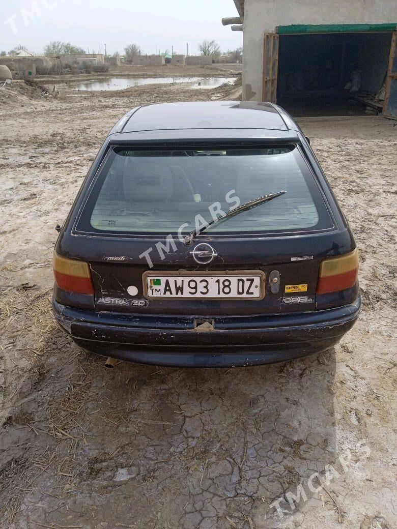 Opel Astra 1994 - 35 000 TMT - Türkmenbaşy etr. - img 2