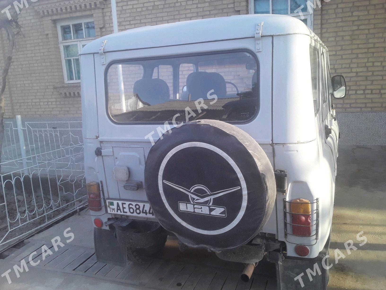 UAZ 469 2000 - 55 000 TMT - Саят - img 4