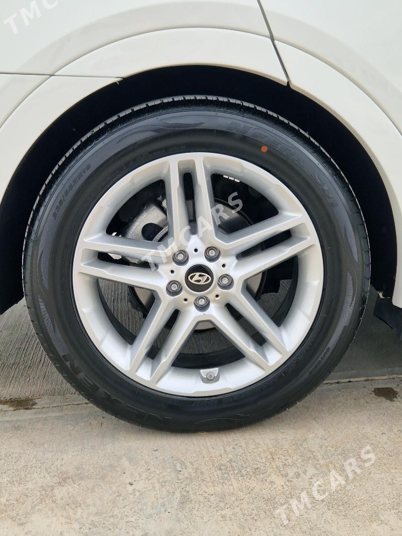 Hyundai Santa Fe 2017 - 350 000 TMT - Aşgabat - img 10