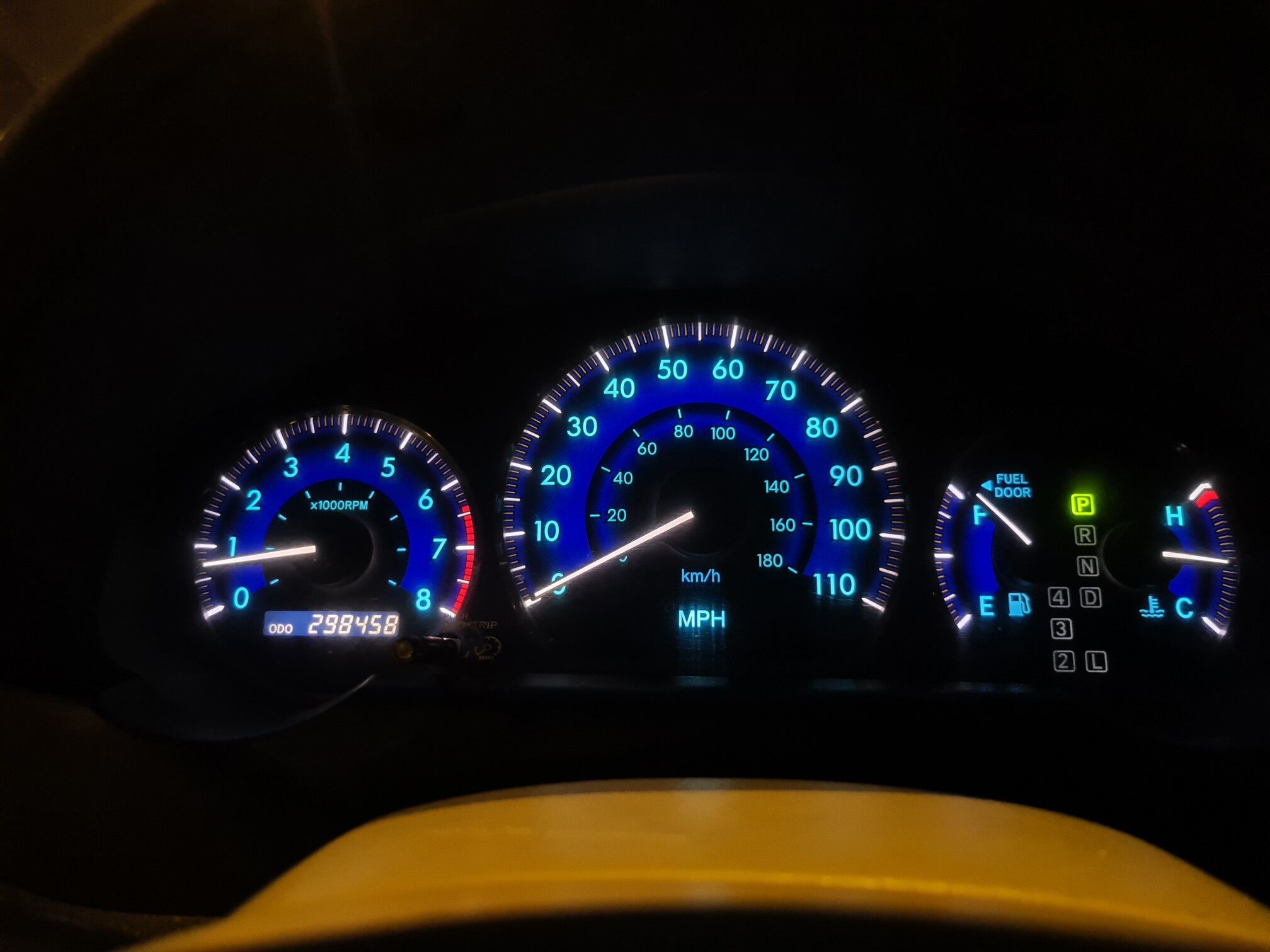 Toyota Sienna 2007 - 200 000 TMT - Мир 8 - img 10