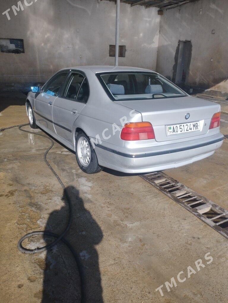 BMW 528 2000 - 80 000 TMT - Sakarçäge - img 4