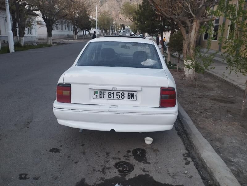 Opel Vectra 1993 - 23 000 TMT - Türkmenbaşy - img 2