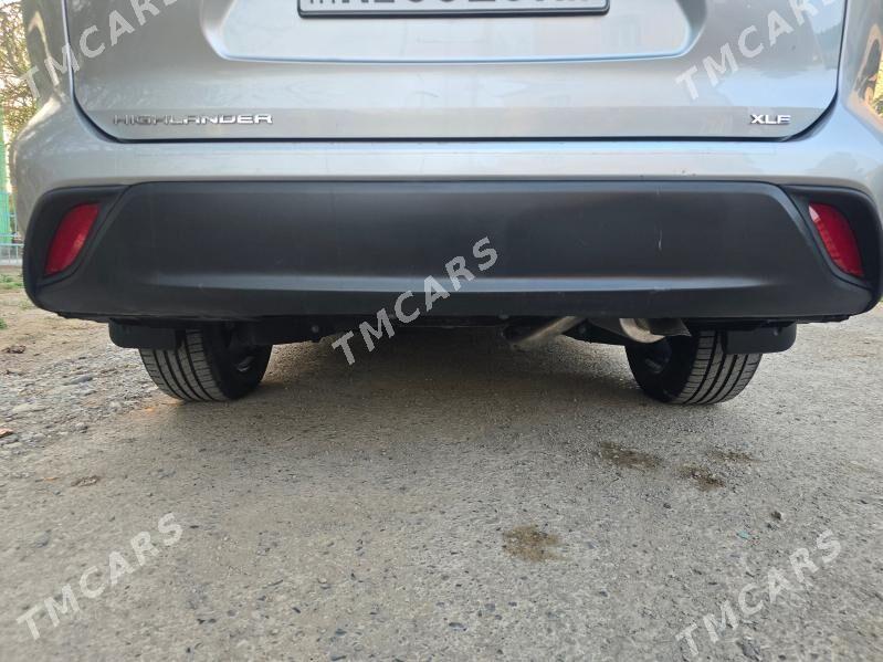 Toyota Highlander 2021 - 565 000 TMT - Aşgabat - img 4
