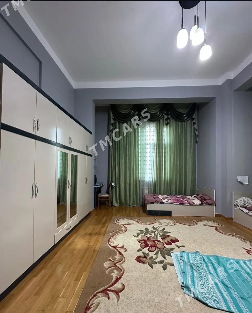 ЭЛИТКА 4 КОМ 2 ЭТАЖ 190 М² - Sowetskiý köç. (Garaşsyzlyk şaýoly) - img 7