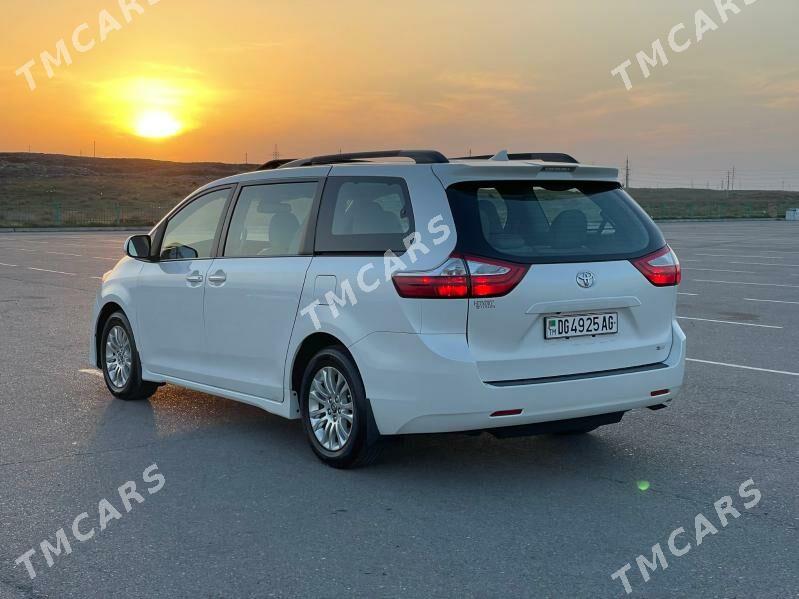 Toyota Sienna 2019 - 568 000 TMT - Ашхабад - img 5