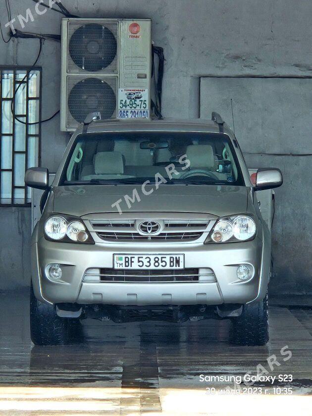 Toyota Fortuner 2008 - 245 000 TMT - Türkmenbaşy - img 3