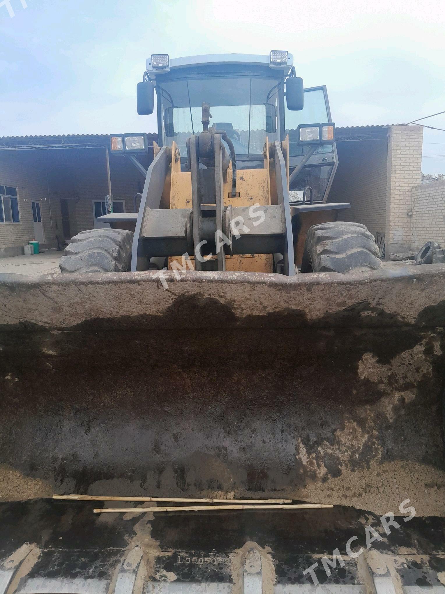 XCMG LW300F 2010 - 370 000 TMT - Сакар - img 2