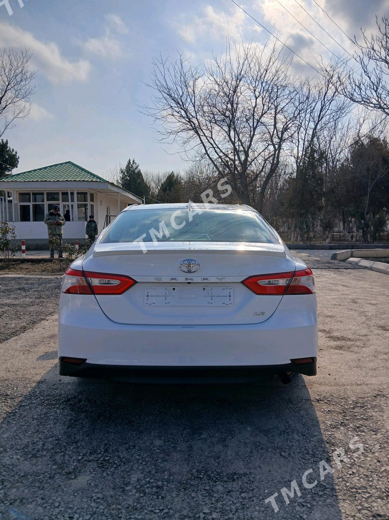 Toyota Camry 2019 - 320 000 TMT - Aşgabat - img 2