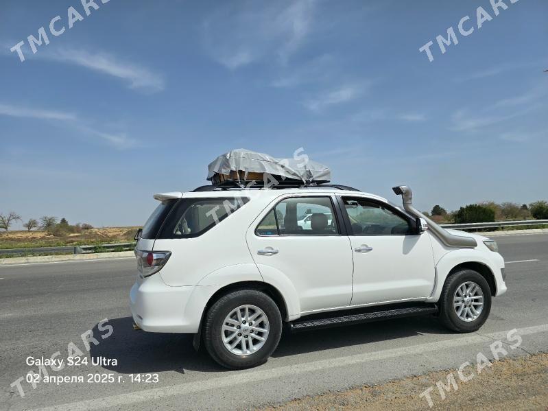 Toyota Fortuner 2013 - 395 000 TMT - 30 mkr - img 2