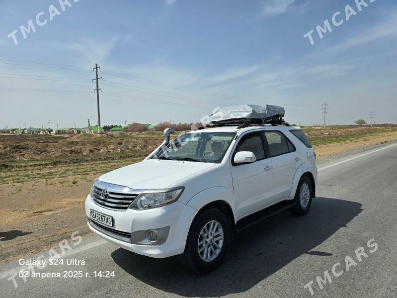 Toyota Fortuner 2013 - 395 000 TMT - 30 mkr - img 5