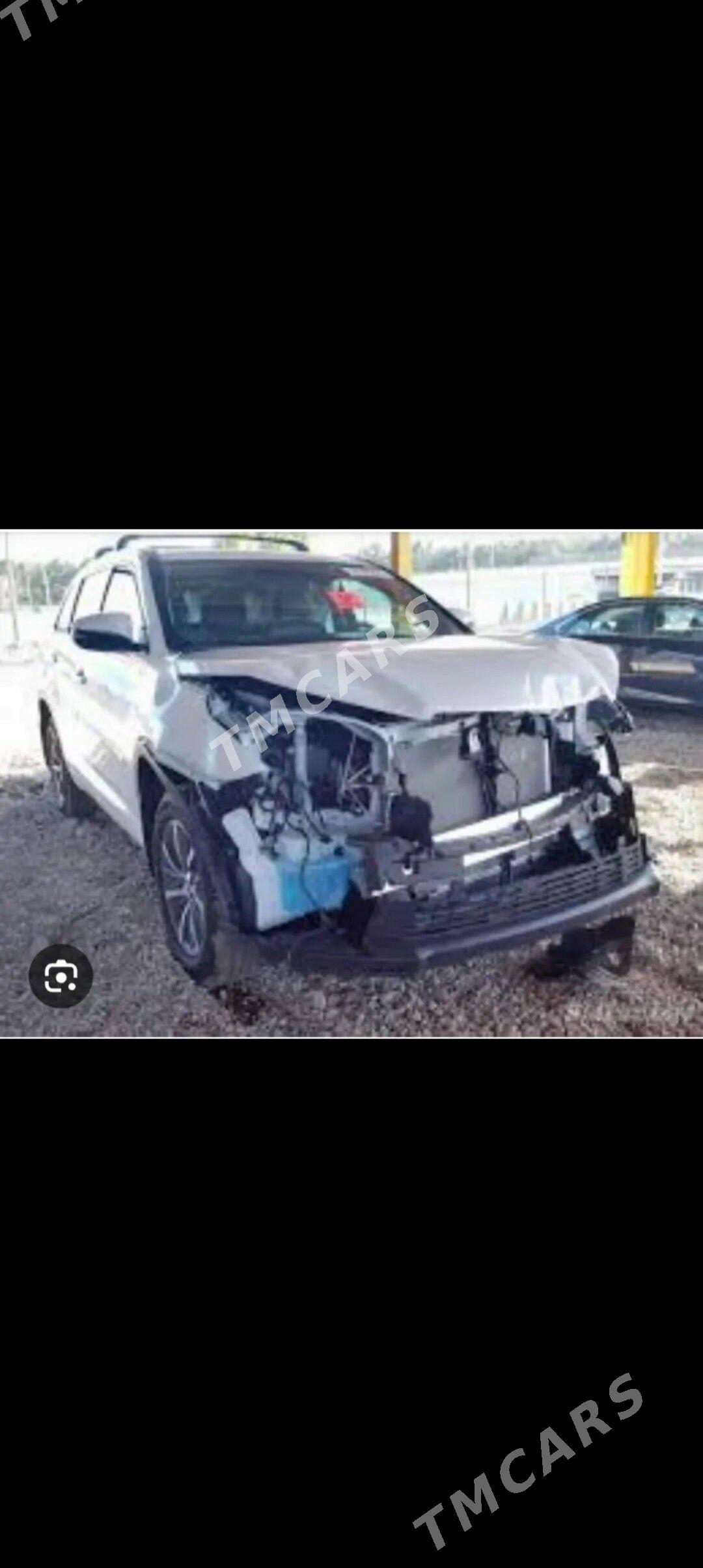 Toyota Highlander 2018 - 480 000 TMT - Гаудан "В" - img 10