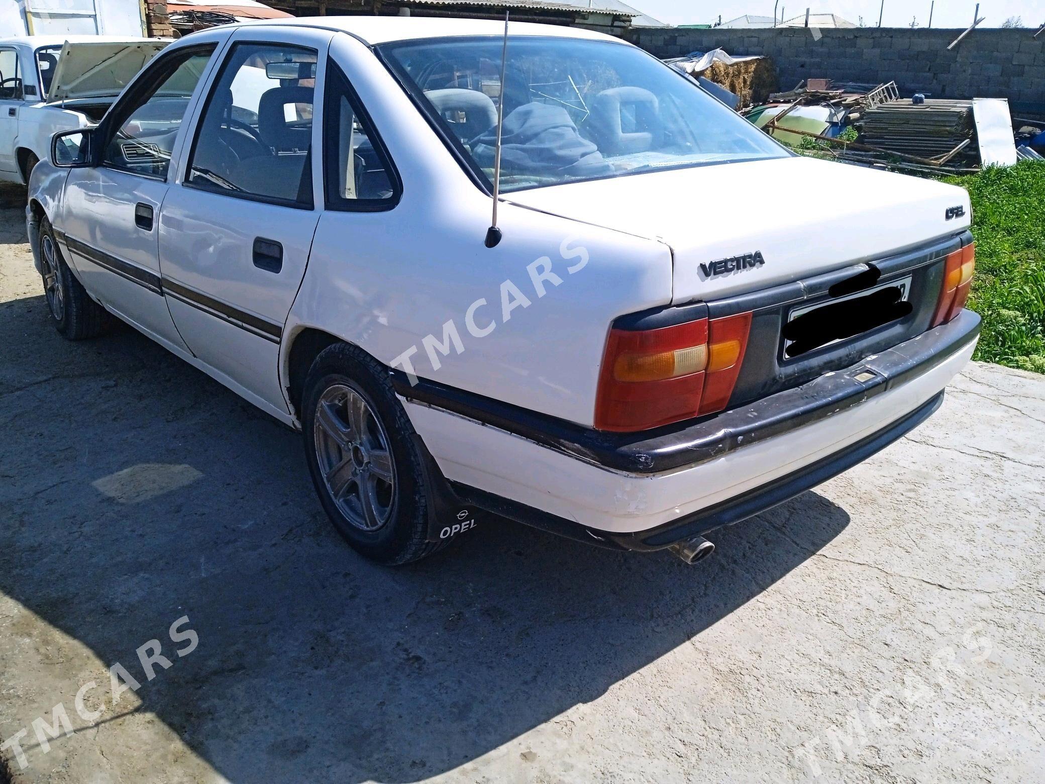 Opel Vectra 1990 - 30 000 TMT - Бахарден - img 5