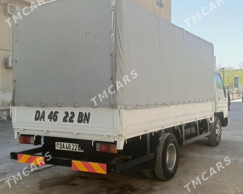 Mitsubishi Canter 2001 - 185 000 TMT - Балканабат - img 3