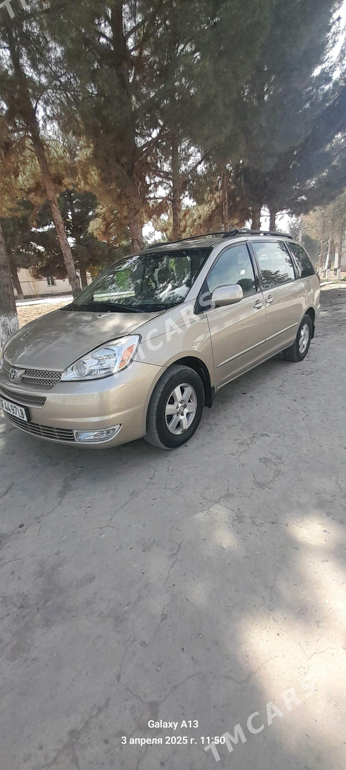 Toyota Sienna 2004 - 190 000 TMT - Туркменабат - img 6