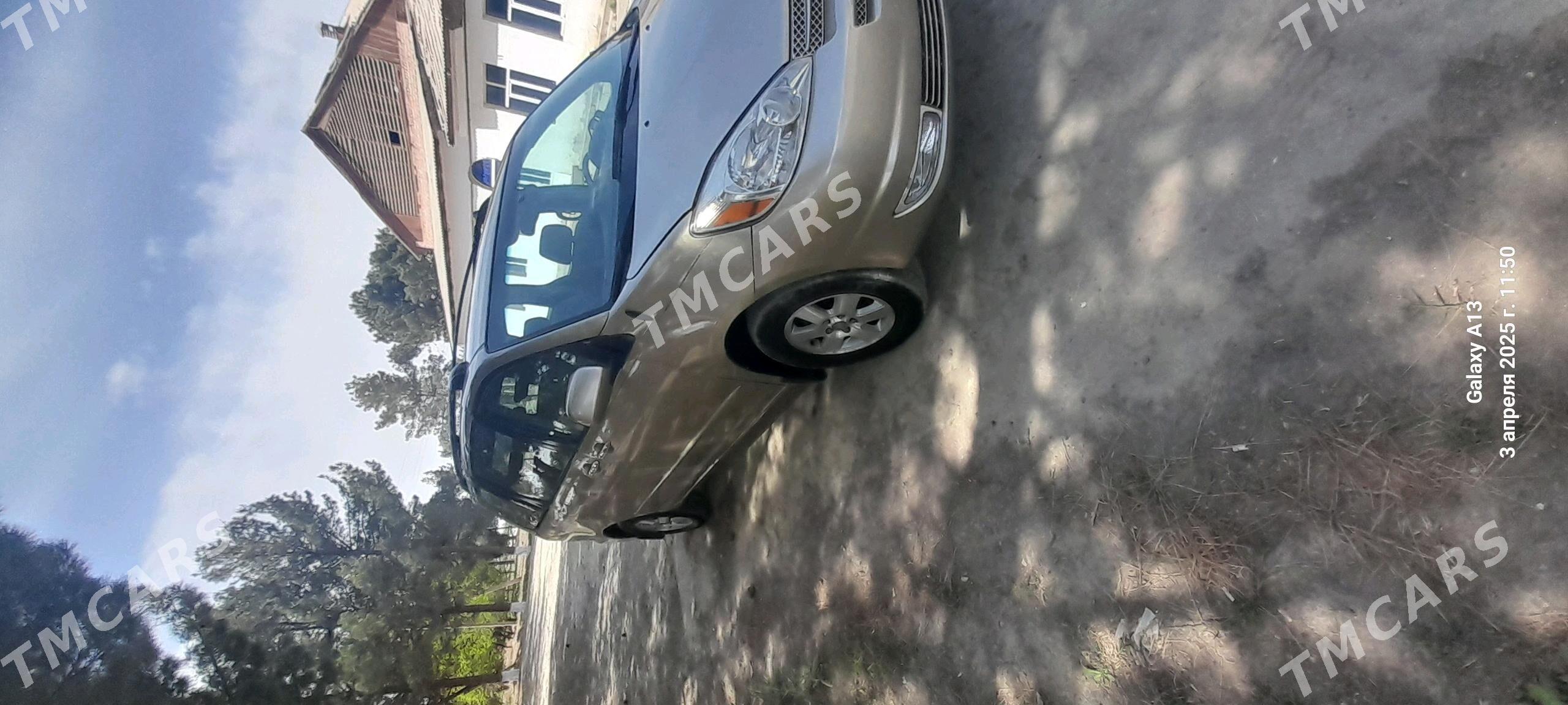Toyota Sienna 2004 - 190 000 TMT - Туркменабат - img 8