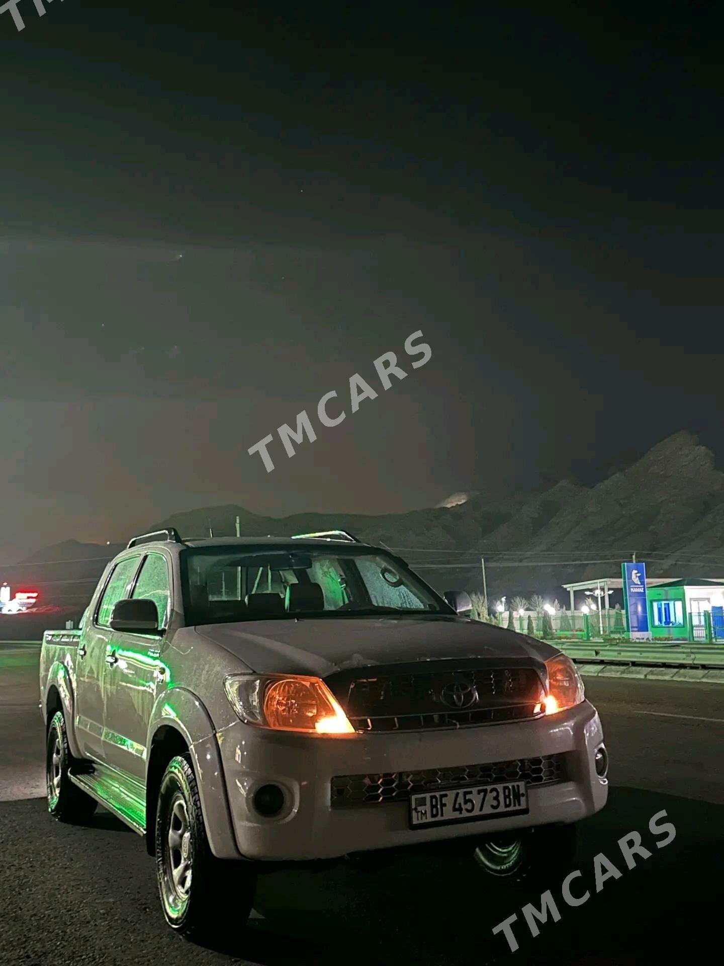 Toyota Hilux 2009 - 250 000 TMT - Türkmenbaşy - img 8