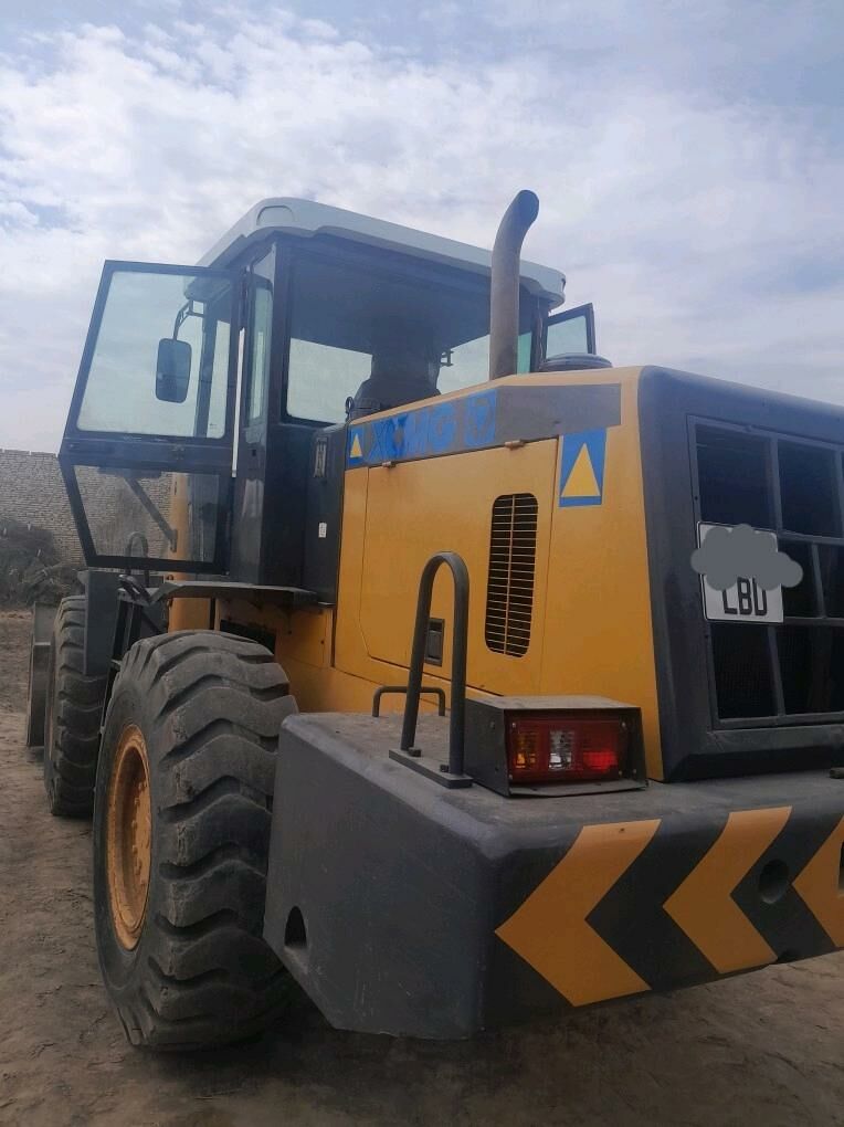 XCMG LW300F 2010 - 370 000 TMT - Сакар - img 4