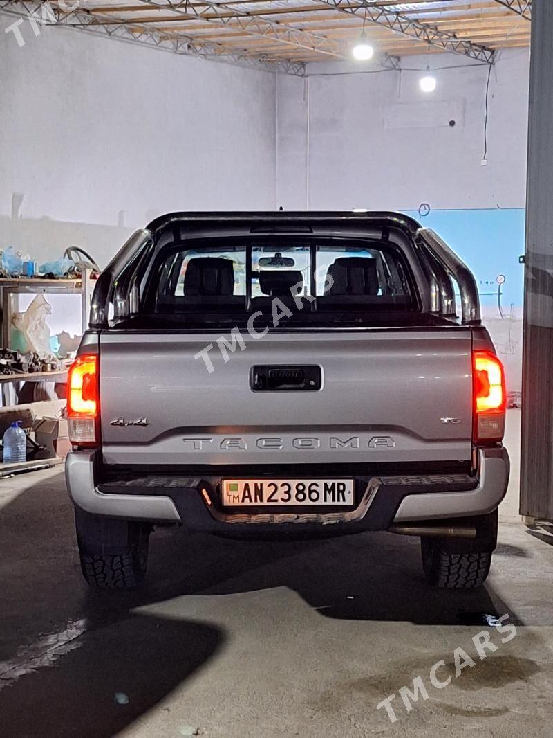 Toyota Tacoma 2016 - 359 000 TMT - Мары - img 6