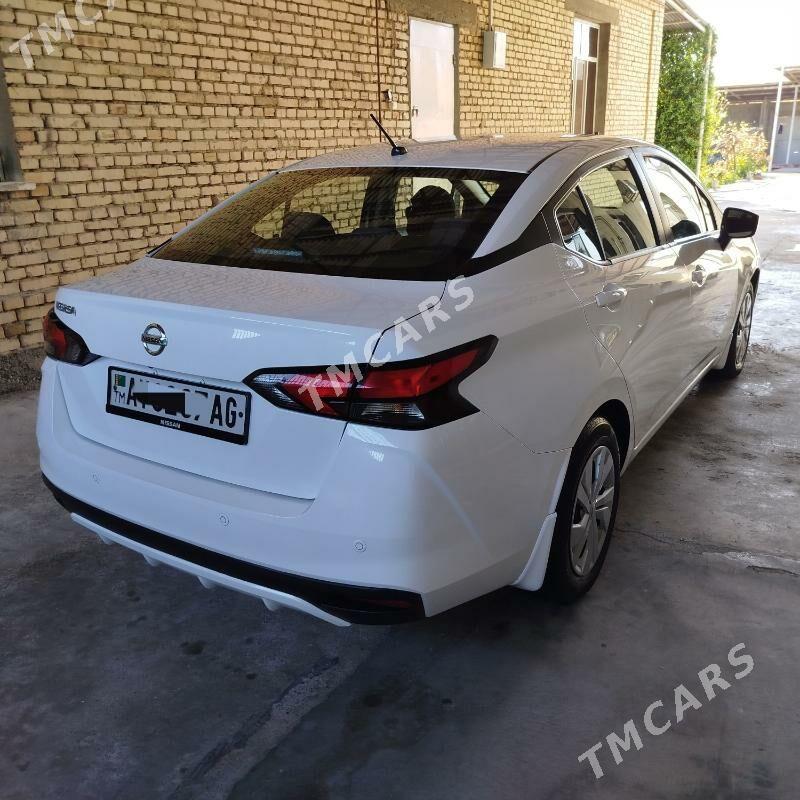 Nissan Versa 2021 - 180 000 TMT - Ашхабад - img 3