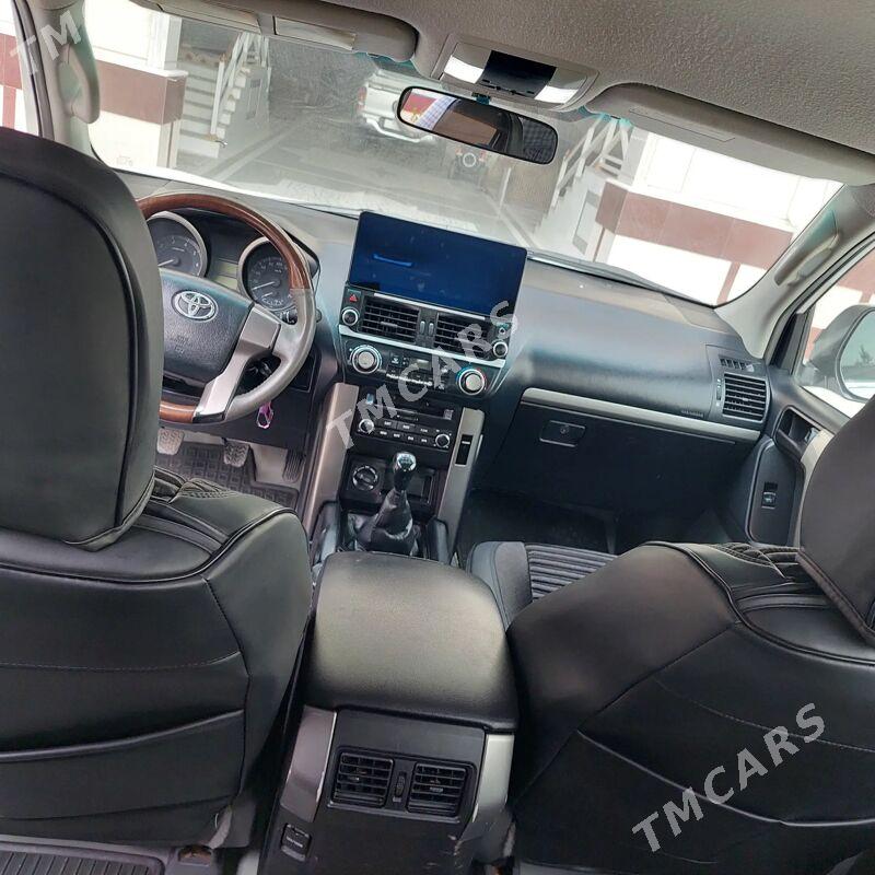 Toyota Land Cruiser Prado 2012 - 495 000 TMT - Туркменабат - img 4