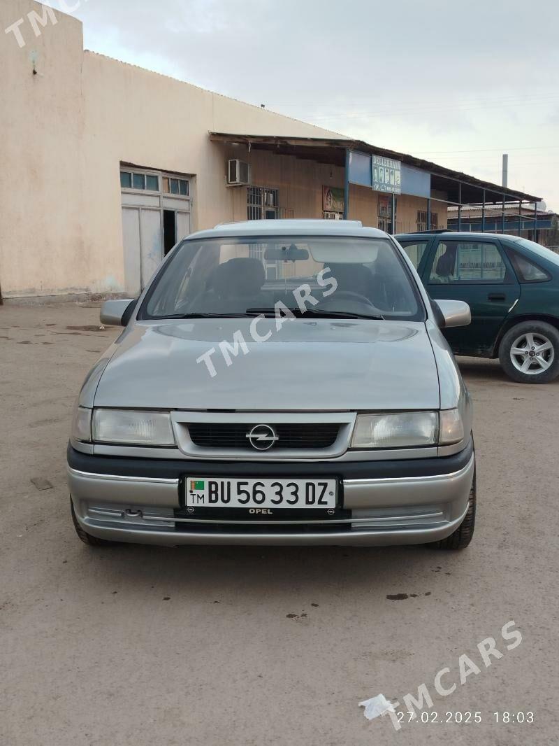 Opel Vectra 1993 - 42 000 TMT - Губадаг - img 2