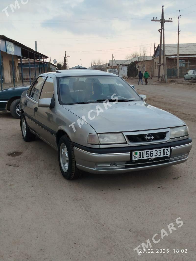 Opel Vectra 1993 - 42 000 TMT - Губадаг - img 1