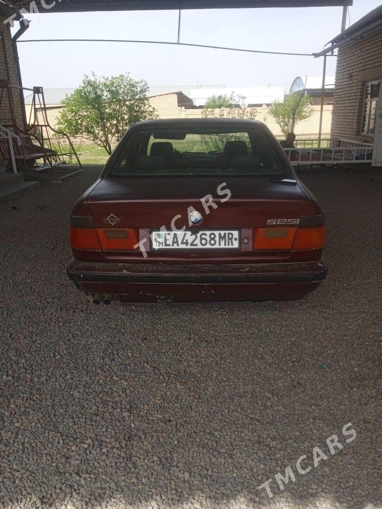 BMW 525 1992 - 35 000 TMT - Мары - img 7