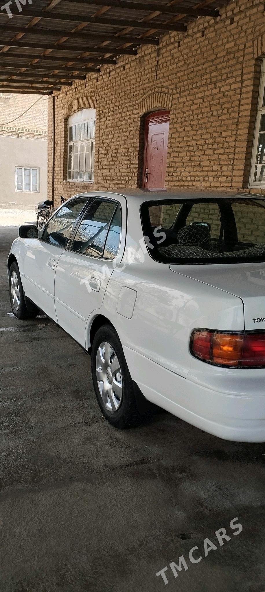 Toyota Camry 1993 - 74 000 TMT - Мары - img 2