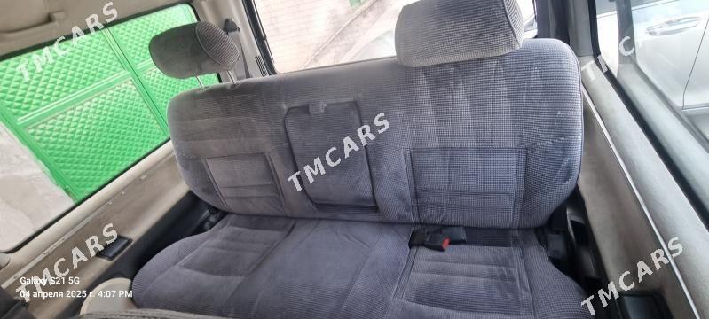 Toyota Hiace 1992 - 70 000 TMT - Mary - img 5