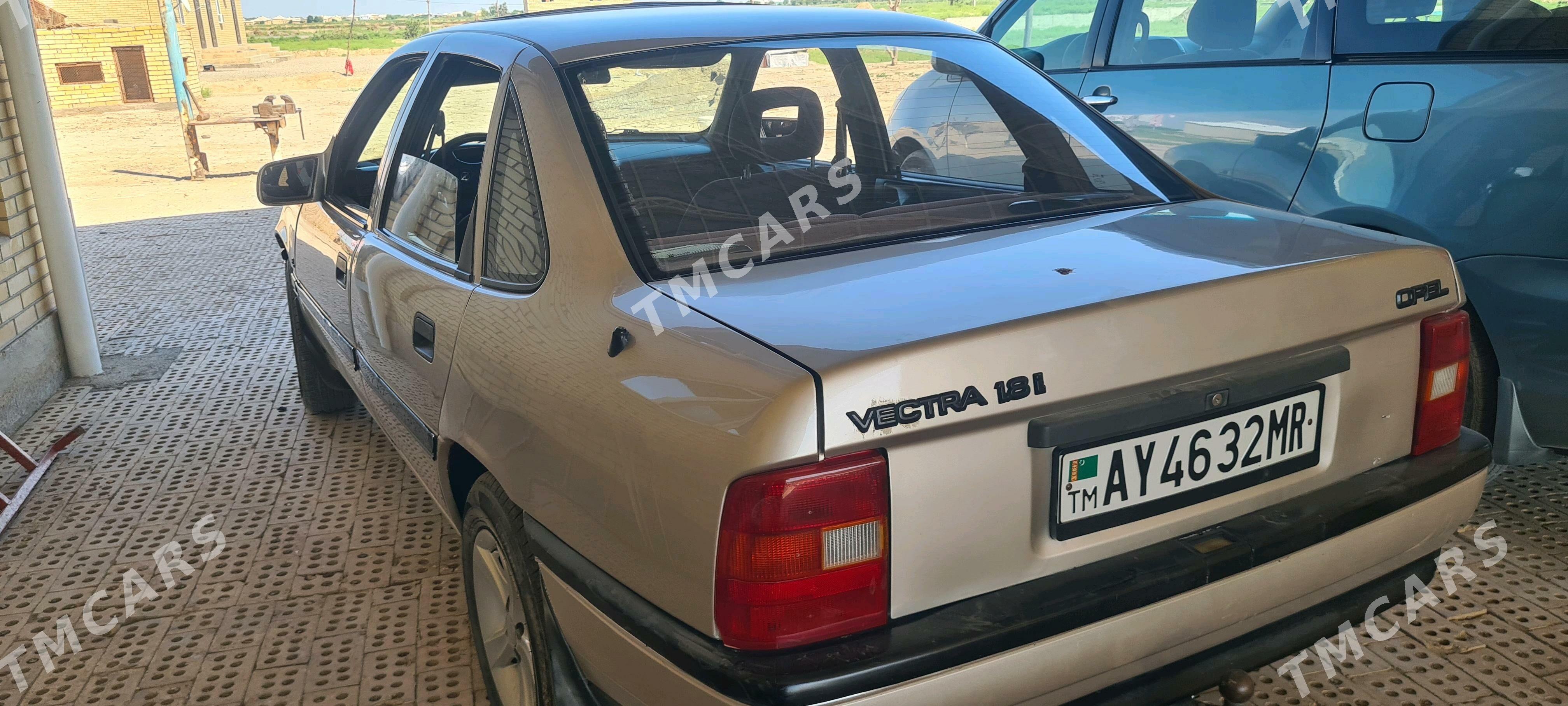 Opel Vectra 1992 - 44 000 TMT - Sakarçäge - img 2