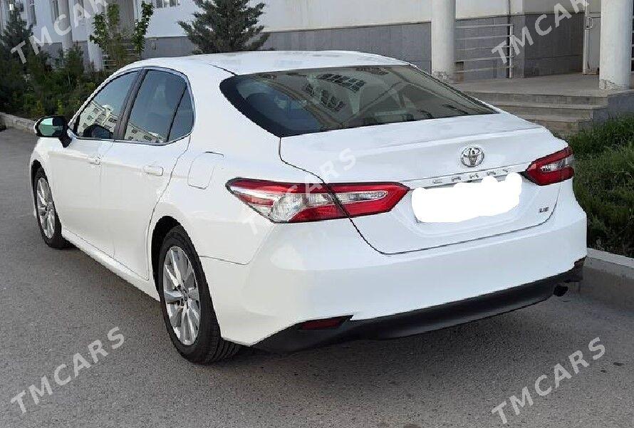 Toyota Camry 2018 - 335 000 TMT - Aşgabat - img 2